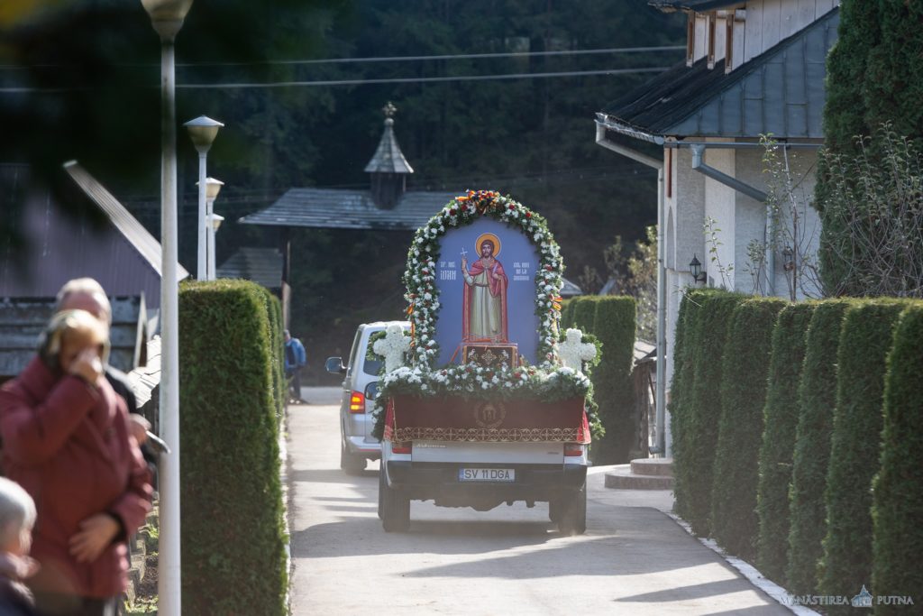 Moaștele Sfântului Ioan cel Nou au fost purtate în procesiune prin județul Suceava