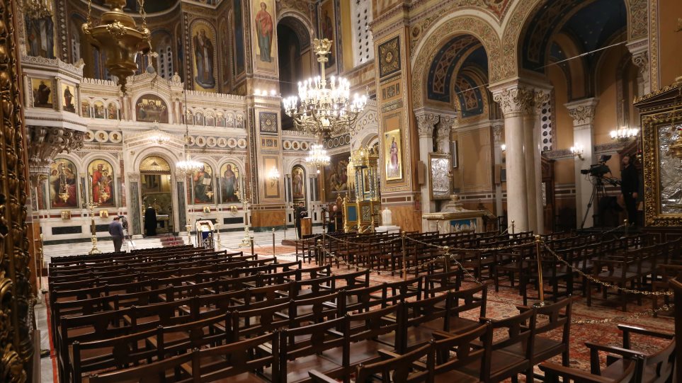 Κλειστές οι Εκκλησίες σε Ελλάδα και Ευρώπη