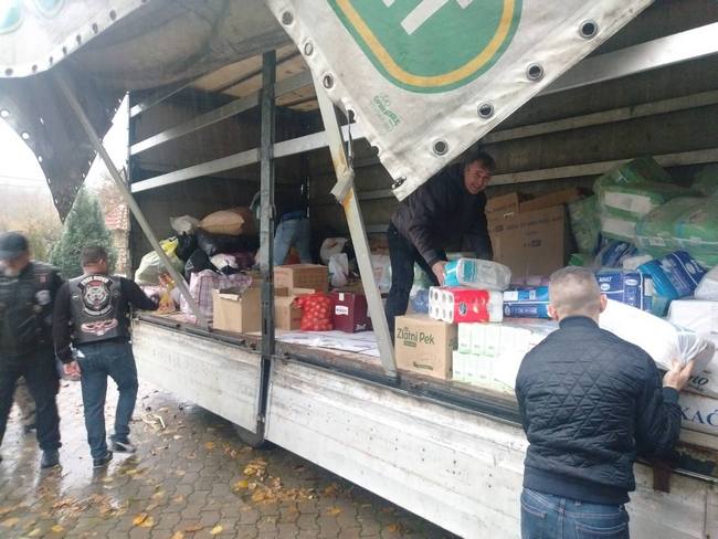 Помоћ штићеницама Дома у манастиру Свете Петке код Параћина