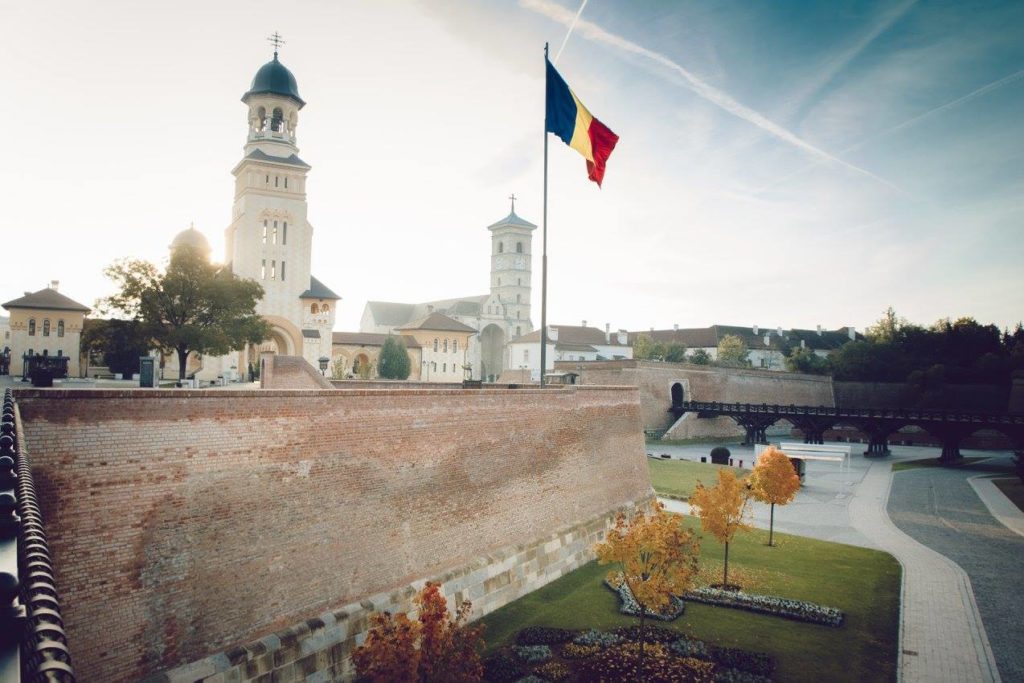 1 Decembrie serbat online la Alba Iulia. Publicul poate participa doar dacă orașul iese din carantină