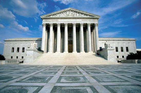 US Supreme Court temporarily throws out NY State limits on attendance in places of worship