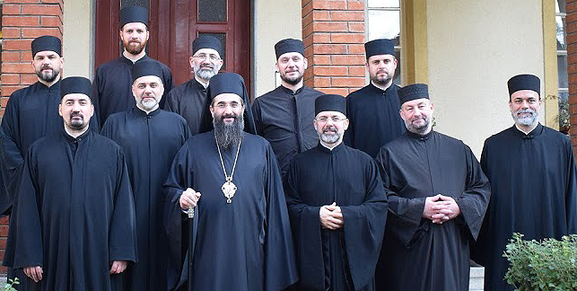 Meeting of military chaplains with Bishop Arsenije