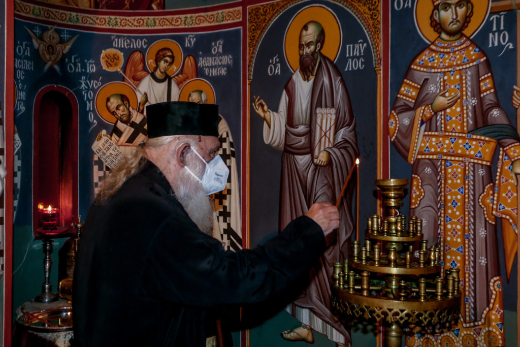Archbishop Ieronymos exits hospital; issues powerful message: we will vanquish Covid with help of God and science