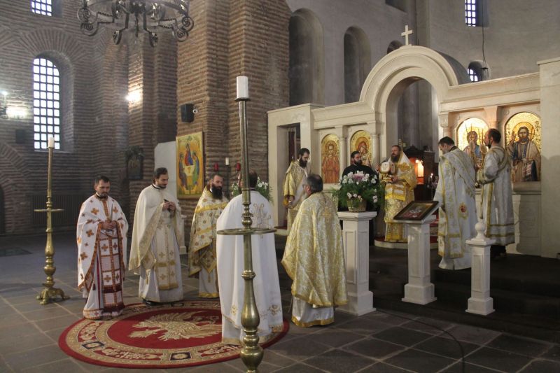 Архирейска св. Литургия в чест на св. Климент папа Римски и св. Климент Охридски