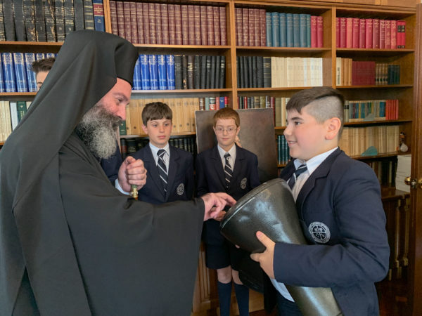 Колядки для Архиепископа Австралии