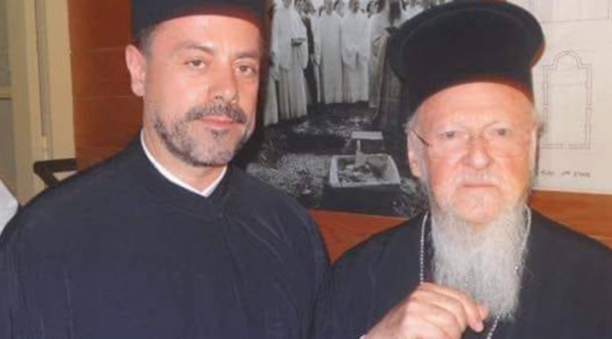 «الروم الأرثوذكس» تطالب بالصلاة من أجل «كاكافيلاكيس»