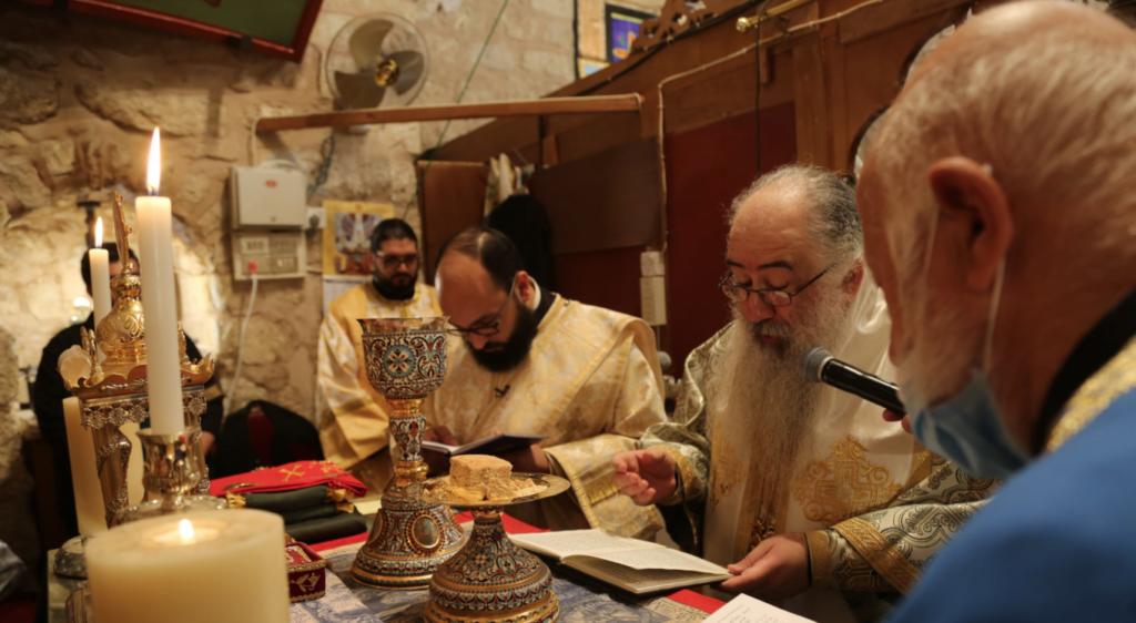 الكنيسة الأرثوذكسية تحتفل بعيد نقل رفات القديس العظيم في الشهداء جاورجيوس اللآبس الظفر