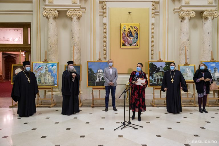 Румънската патриаршия откри изложба на тема „Светлината на свещените пространства“