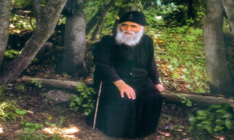 Όταν η καρδιά μας φλέγεται… – Ιερομ. Προδρόμου Νεοσκητιώτου