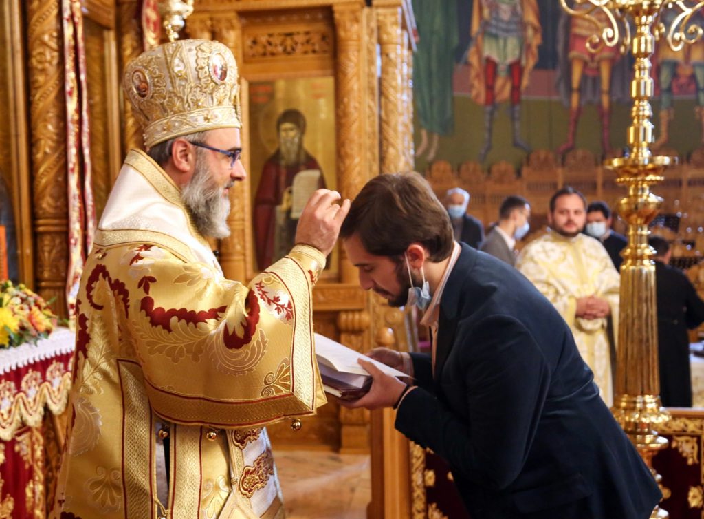 Buzău: Câştigătorii concursului eparhial de scriere eseuri au fost premiaţi