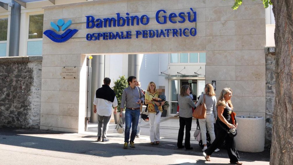 Asociația San Lorenzo dei Romeni asigură masa românilor care au copii internați la Spitalul Bambino Gesù din Roma