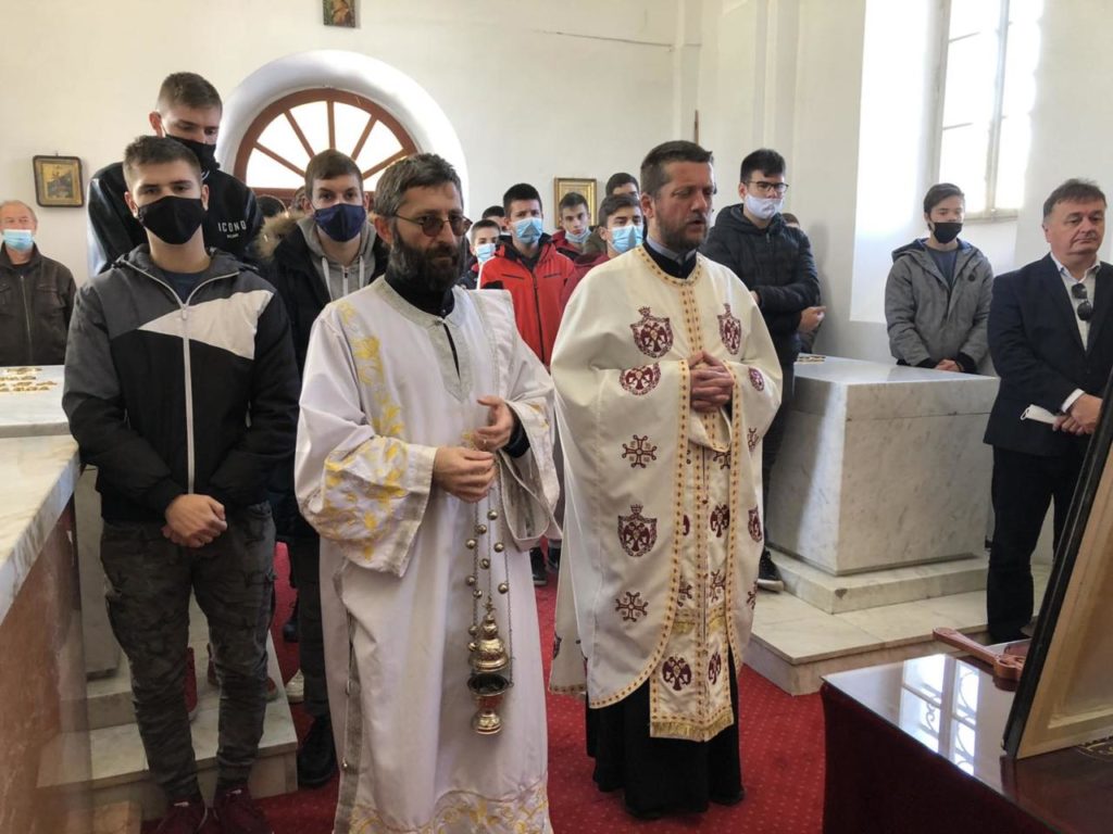 Τρισάγιο για τον Πατριάρχη στην Ιερατική Σχολή του Τσετίνιγιε