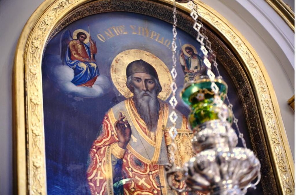 O εορτασμός του θαύματος του Αγ. Σπυρίδωνα κατά των παπικών στον Πειραιά