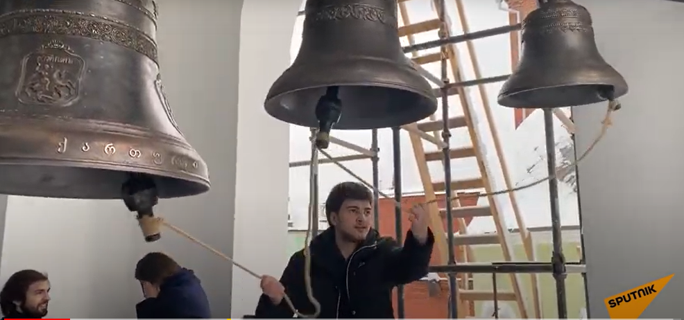 В грузинском храме в Москве спустя 100 лет вновь зазвонили колокола – видео