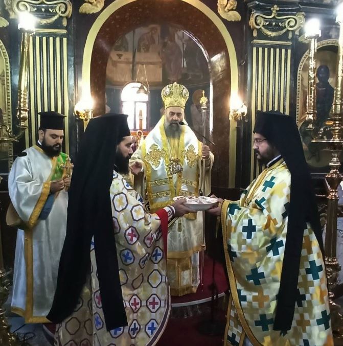 Η μνήμη του Αγίου Νεκταρίου στην Καρδίτσα (ΦΩΤΟ)