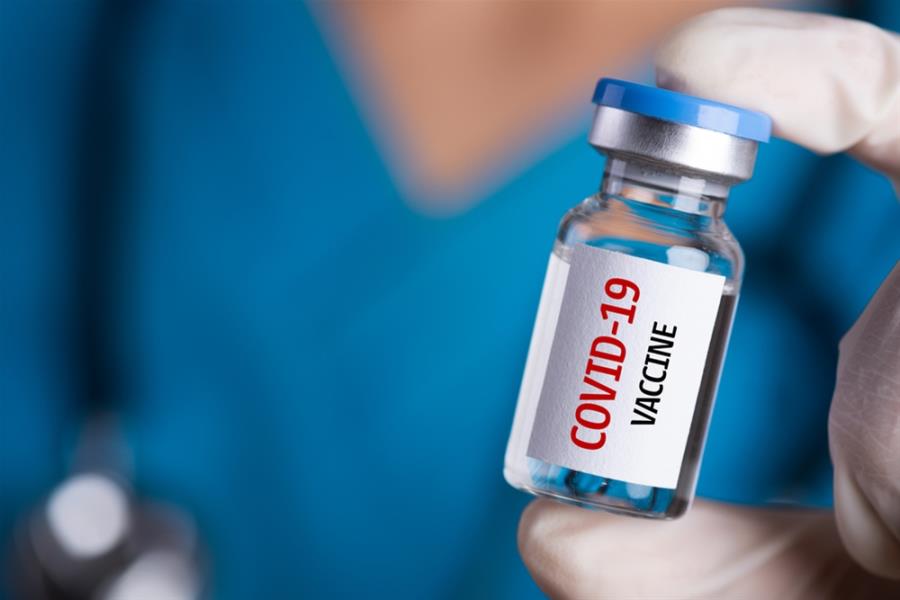 Όχι εμβόλιο Covid-19, όχι κανονική ζωή, υπαινίσσεται ο Βρετανός υπουργός