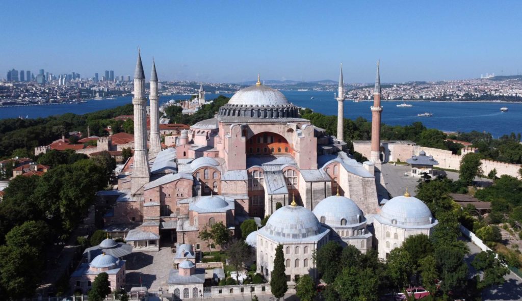 Προστατεύουμε τις θρησκευτικές ελευθερίες λένε οι Τούρκοι