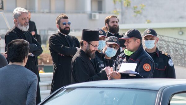 Ελεύθερος ο κληρικός στο Μαυροβούνιο μετά την απολογία