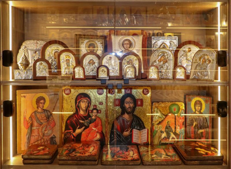 Епархийският църковен магазин на Варненска митрополия има нова фейсбук страница