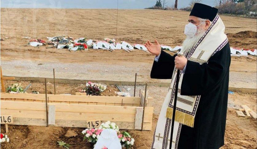 Τρισάγιο για τα θύματα του κορωνοϊού στον Εύοσμο