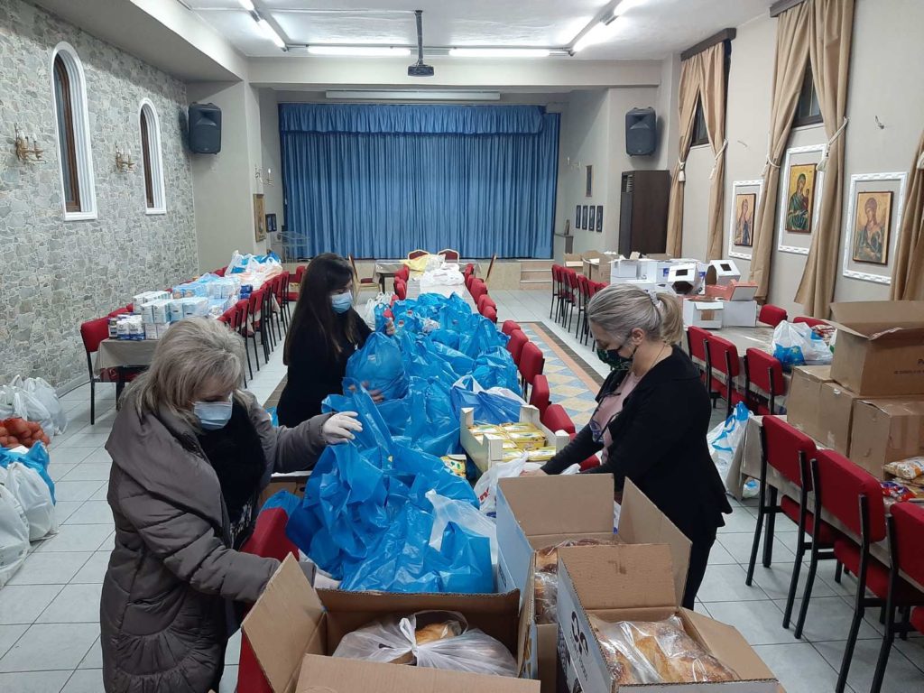 Εκατοντάδες «δέματα αγάπης»  από την Ι. Μ. Κίτρους