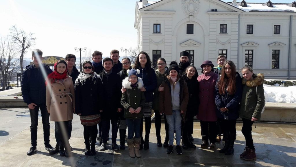 Copiii, adevărata bogăție: Ce înveți crescând într-o familie de preot cu șapte copii