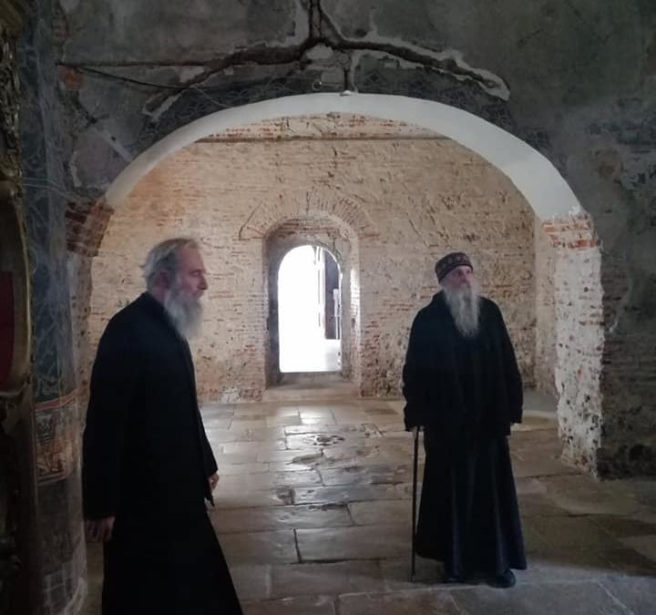 Владика Јован (Ћулибрк) посјетио манастир Ораховицу и Слатински Дреновац