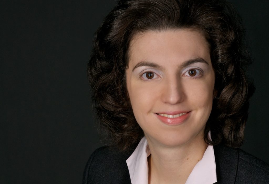 Συνταγματολόγος για τους εμβολιασμούς στον pemptousia.fm