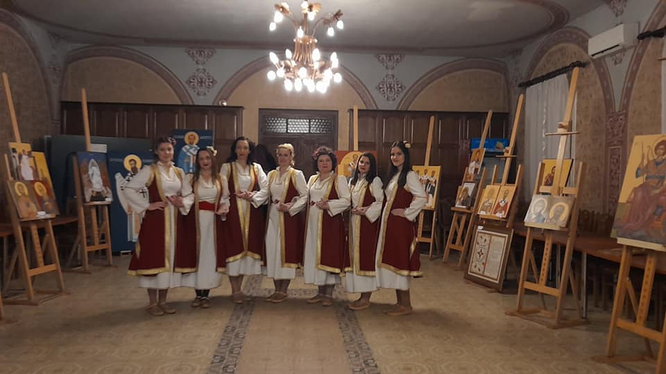 Изложба радова Црквене школе уметности у Брчком