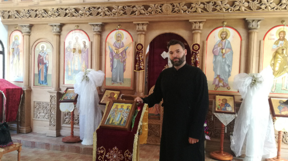Priest Zoran Mamuchevski: “When evil passes, we look with hope that good is now coming”