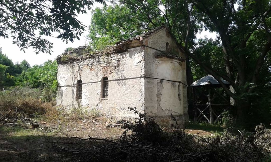 Владика Арсеније посетио парохију белопаланачку