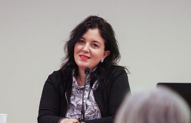 NDIKIME SOCIO-KULTURORE SHQIPTARE DHE GREKE NË ZAKONE DHE TRADITA TË KRISHTLINDJEVE E VITIT TË RI – Msc. Aida Zoto Kolegji Universitar “Logos” dhe Msc. Helena Lubonja