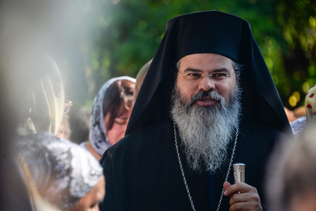 Ţara nu are nevoie de ochii plânşi ai unei dragoste făţarnice, spune Episcopul Huşilor