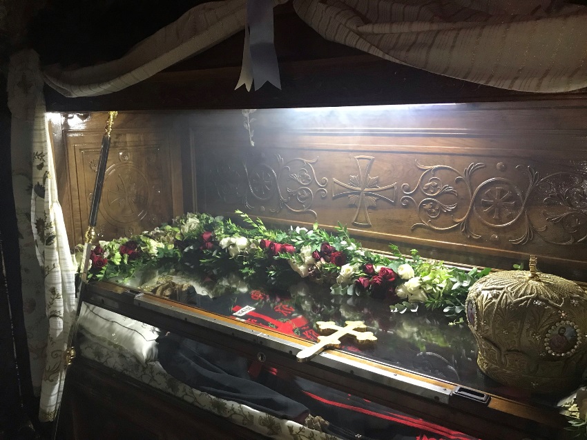 Μνήμη του Οσίου Παταπίου στην Ι. Μονή του στο Λουτράκι