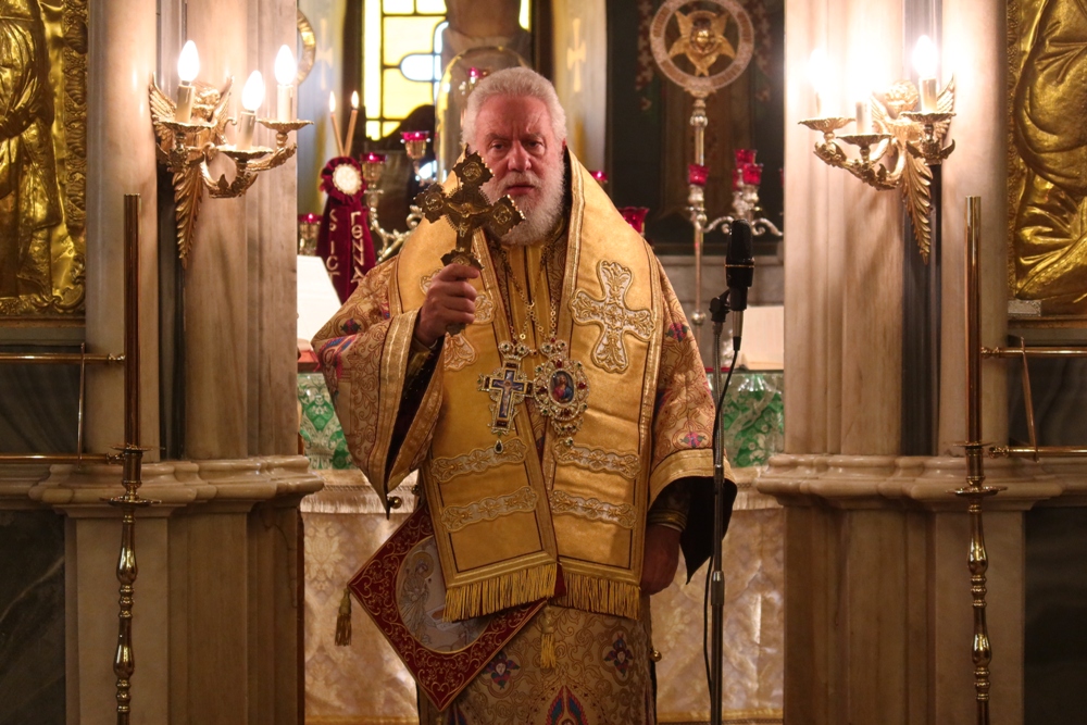 “Να εορτάσουμε τα Χριστούγεννα με ειρήνη, ασφάλεια, χαρά και υγεία”