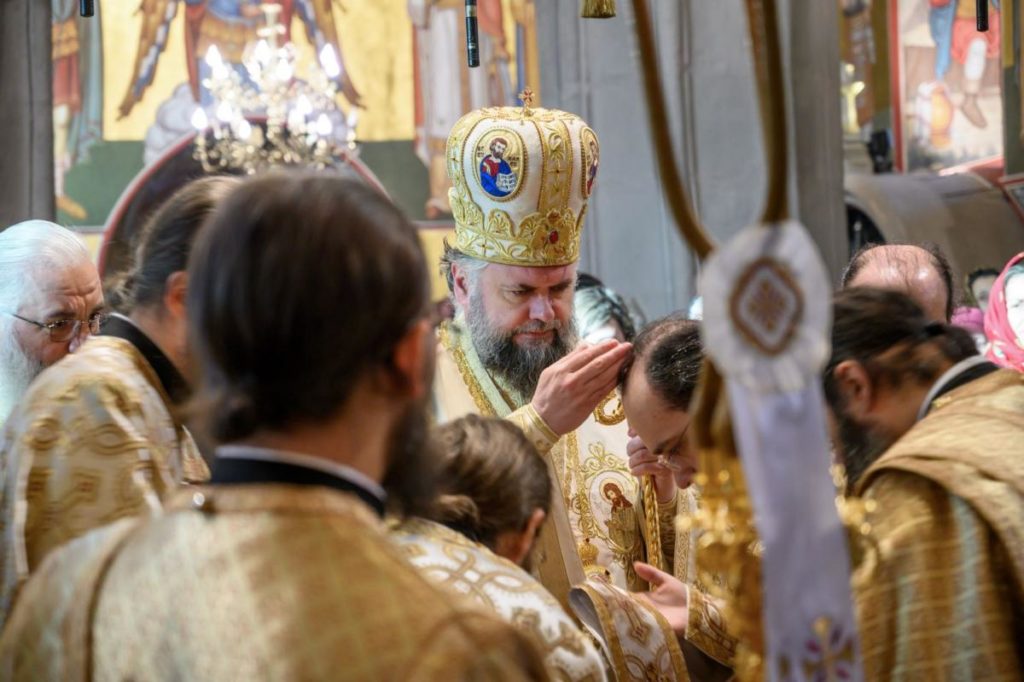 Vă vestesc și eu împreună cu îngerul că Dumnezeu este cu noi, nu ne-a părăsit: IPS Nicolae în pastorala de Crăciun