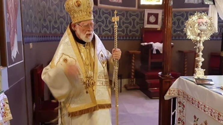 الأنبا نيقولا يزور القاهرة ويرأس القداس بكنيسة الظاهر