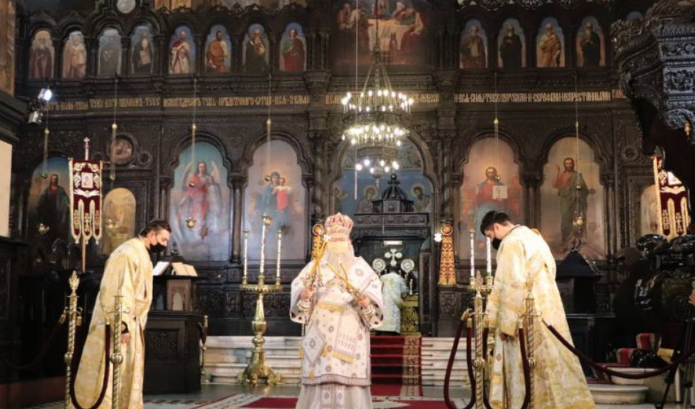 Варненци почетоха паметта на свети Николай Мирликийски Чудотворец