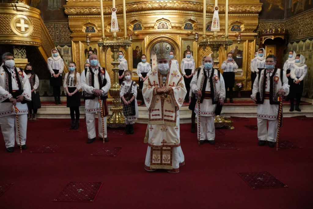 Colindători la Catedrala Arhiepiscopală din Galaţi