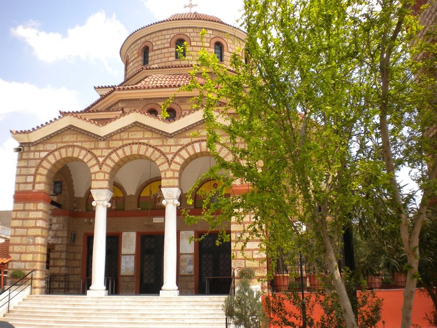 Καθολικό απαγορευτικό σε Ασπρόπυργο, Μάνδρα, Ελευσίνα: Κλείνουν οι εκκλησίες και για ατομική προσευχή – Ποιες άλλες πόλεις ακολουθούν