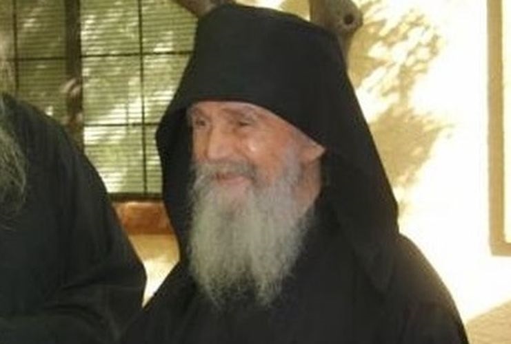 Μνημόσυνο για τον γέροντα Εφραίμ στη Μονή Φιλοθέου
