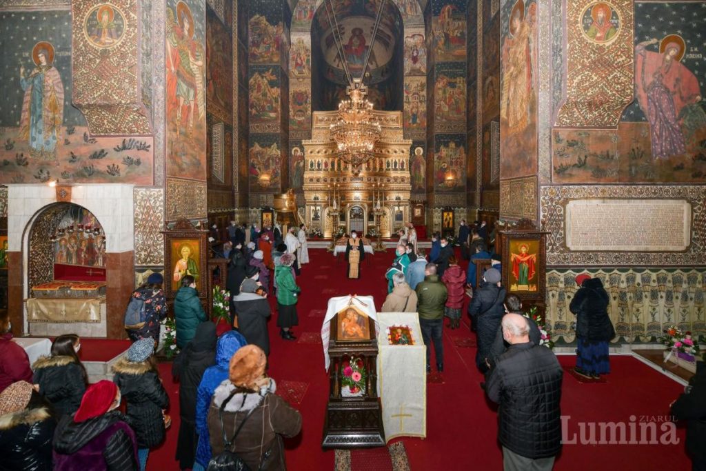 Începutul sărbătorii Sfântului Apostol Andrei, la Galaţi