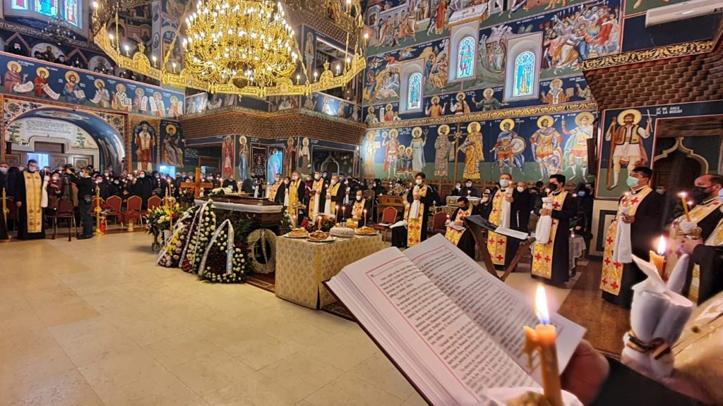 Mesajul Patriarhului la înmormântarea Părintelui Nicolae Burlan, ctitorul bisericii „Sf. Vineri” – Drumul Taberei