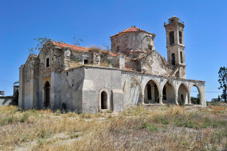 Sharp reactions in free part of Cyprus over T/C occupation institution’s attempt to manage Christian churches