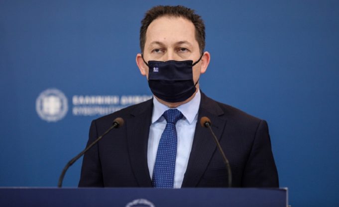 Δεν μπορεί να ανοίγουν τα μαγαζιά και να είναι κλειστές οι εκκλησίες