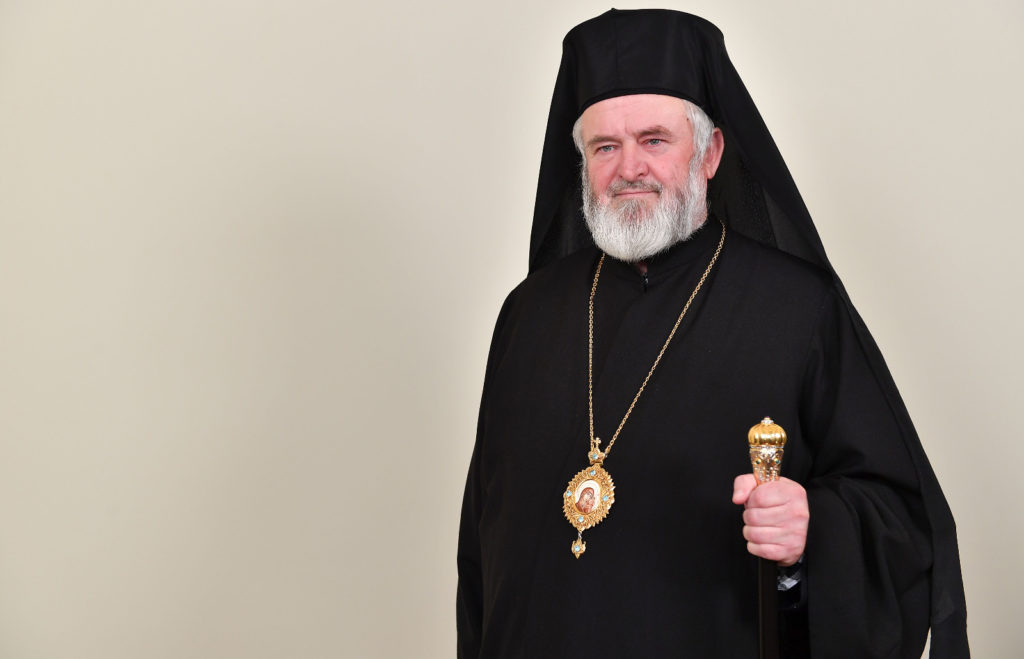 PS Daniil al Daciei Felix ne îndeamnă de Crăciun să facem loc păcii în suflete. Pacea o găsim numai în Biserică