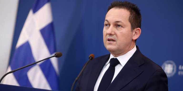 «Πρωτοχρονιά και Θεοφάνεια πρέπει να τηρούμε τα μέτρα»