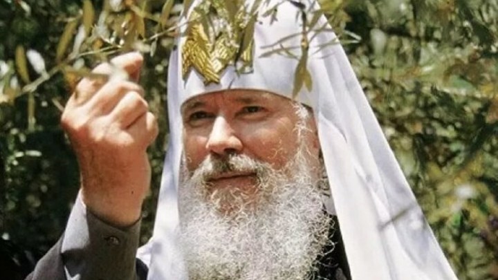 “Вспоминаем как родного дедушку”: 12 лет без Патриарха Алексия II