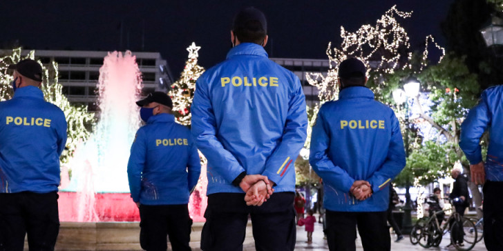 ΕΛΑΣ: Το σχέδιο δράσης για τις γιορτές, οι επαφές με την Εκκλησία και οι ευχές από τους αστυνομικούς (ΒΙΝΤΕΟ)