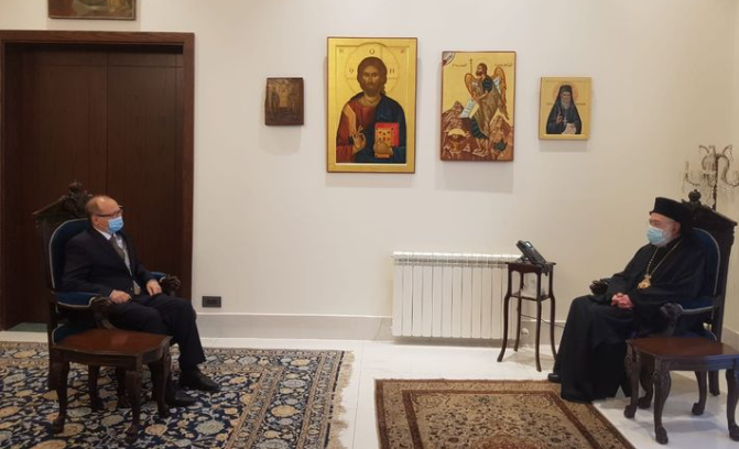 قبل ظهر الأربعاء 16 كانون الأول 2020 استقبل سيادة متروبوليت بيروت وتوابعها المطران الياس عوده سفير النمسا في لبنان السيد رينيه آمري الذي قال بعد الزيارة: